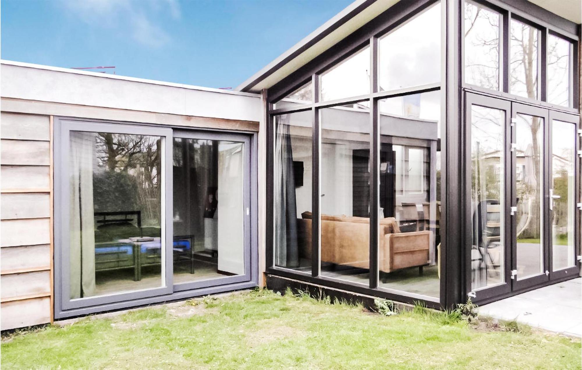 Nice Home In Sint-Annaland With Sauna المظهر الخارجي الصورة